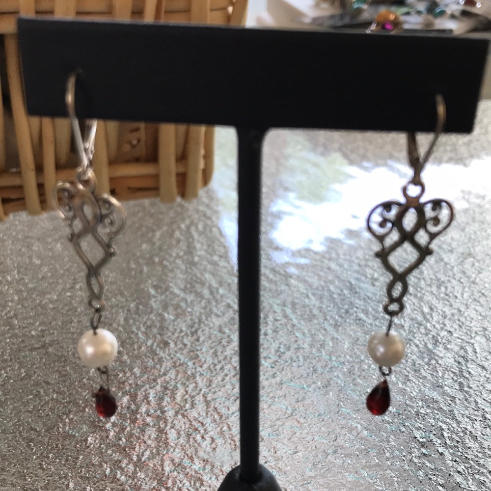 Earrings - Sterling Silver - Pearl and Garnet. 2-1/2” Drop
